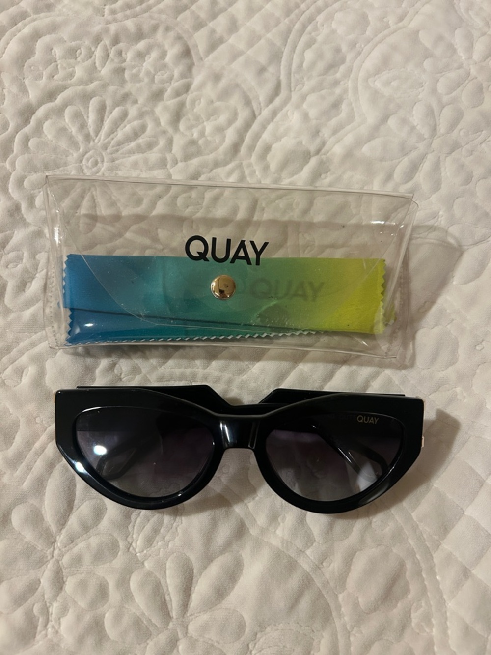 Quay Australia Black Cat Eye Sunglasses Mad Cute